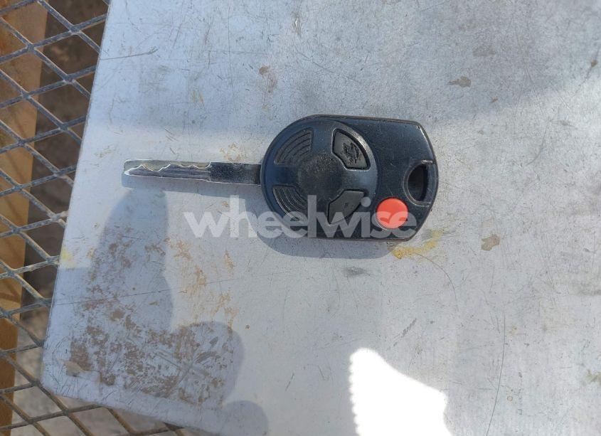 Photo 11 of 2014 Ford Escape SE (VIN 1FMCU0GX2EUC09949)