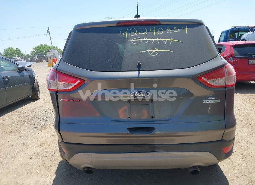 Photo 16 of 2014 Ford Escape SE (VIN 1FMCU0GX2EUC09949)