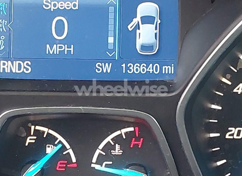 Photo 15 of 2014 Ford Escape SE (VIN 1FMCU0GX2EUE10380)