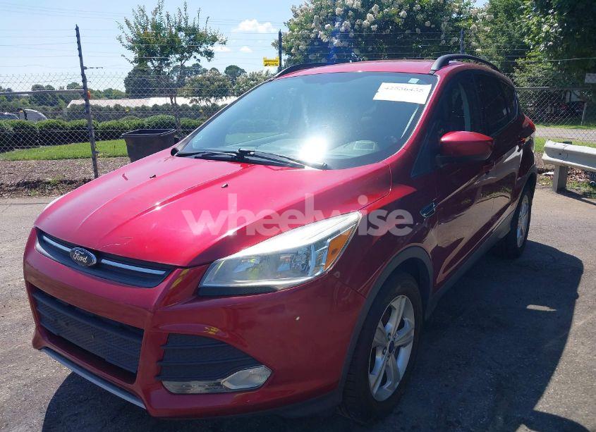Photo 2 of 2014 Ford Escape SE (VIN 1FMCU0GX2EUE44559)