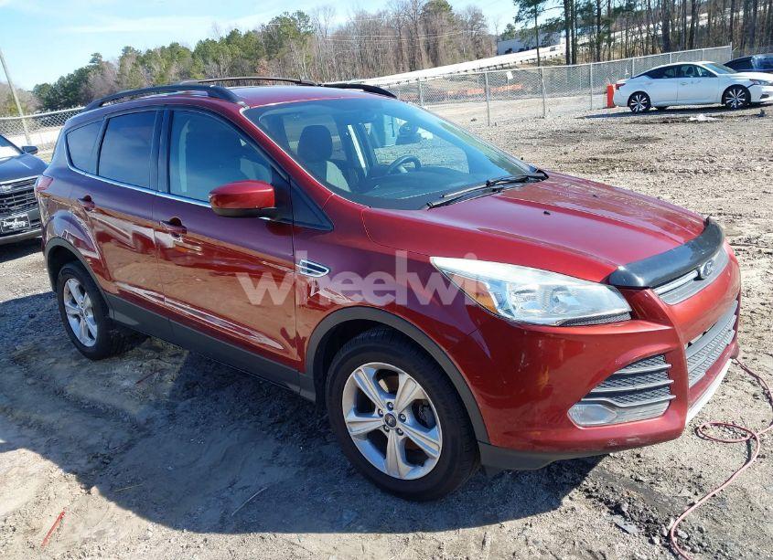 2014 Ford Escape SE (VIN 1FMCU0GX2EUE46327) main photo