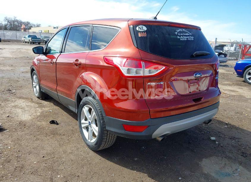 Photo 3 of 2015 Ford Escape SE (VIN 1FMCU0GX2FUA17433)