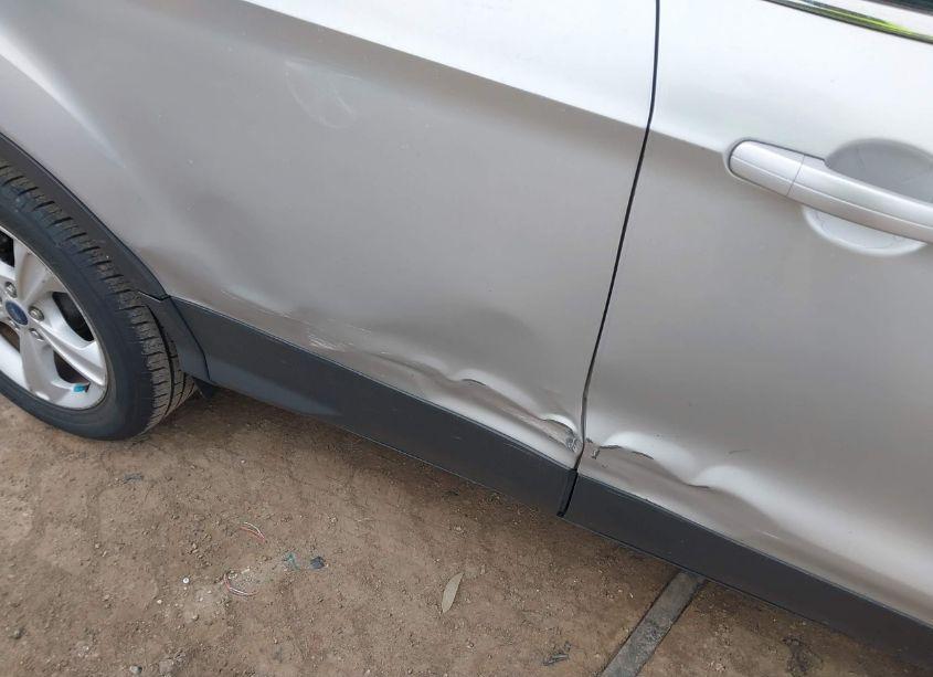 Photo 6 of 2015 Ford Escape SE (VIN 1FMCU0GX2FUA99356)