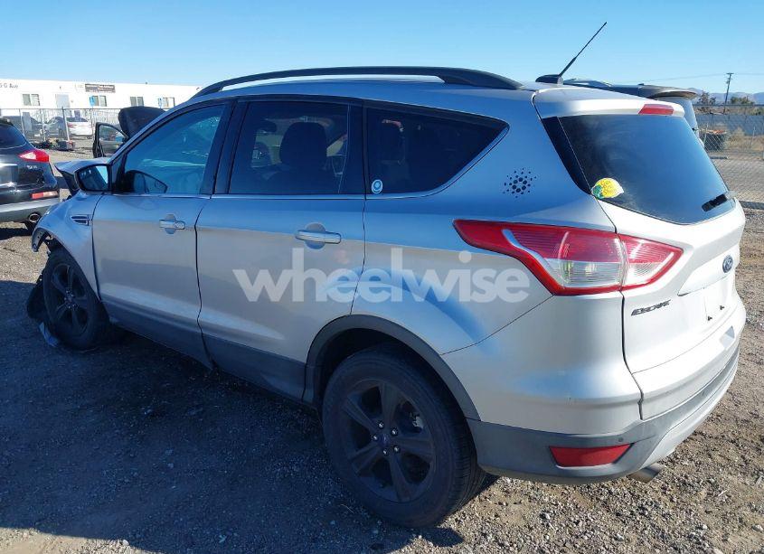 Photo 3 of 2015 Ford Escape SE (VIN 1FMCU0GX2FUB07164)