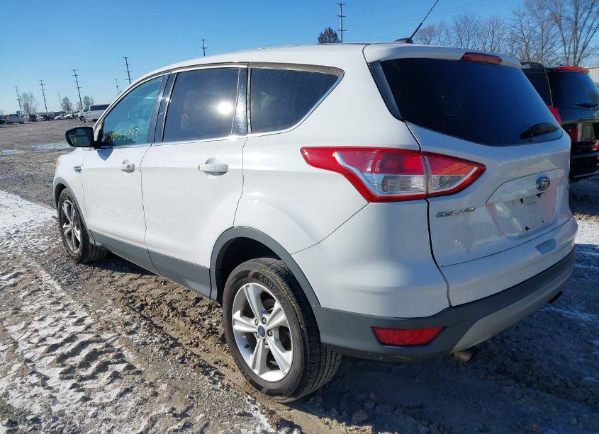 Photo 3 of 2015 Ford Escape SE (VIN 1FMCU0GX2FUB13742)