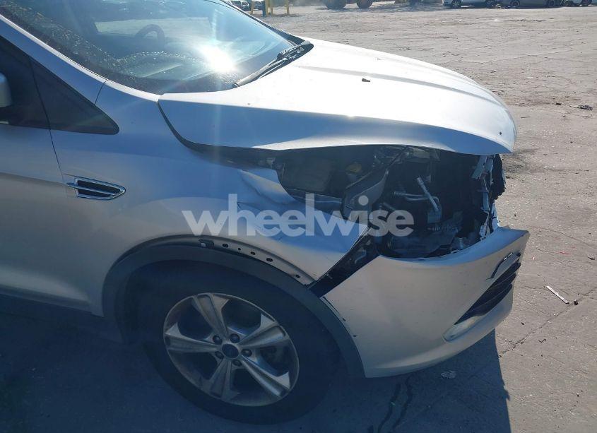Photo 12 of 2015 Ford Escape SE (VIN 1FMCU0GX2FUB21016)