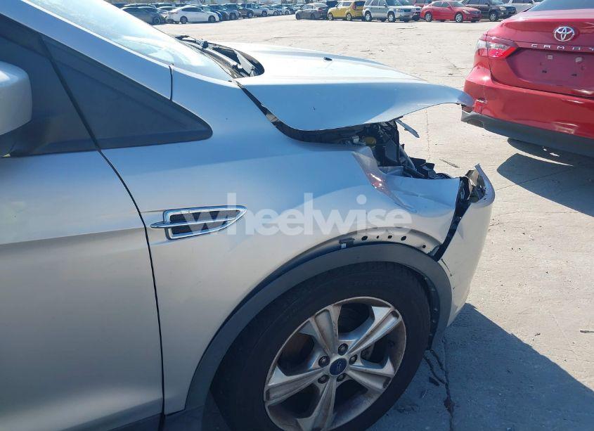 Photo 13 of 2015 Ford Escape SE (VIN 1FMCU0GX2FUB21016)