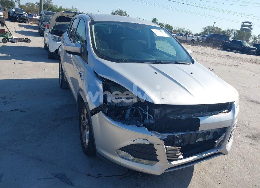 Photo 6 of 2015 Ford Escape SE (VIN 1FMCU0GX2FUB21016)