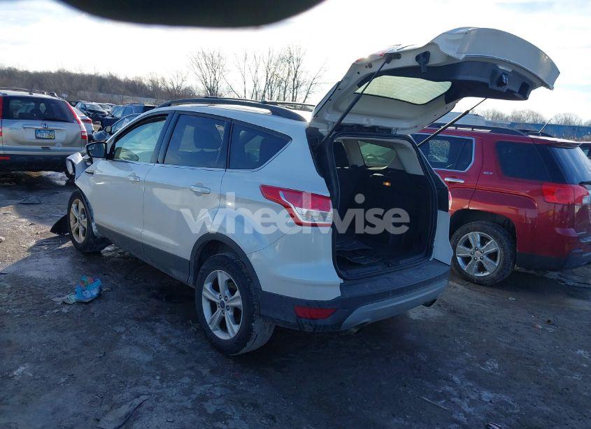 Photo 3 of 2015 Ford Escape SE (VIN 1FMCU0GX2FUC71269)