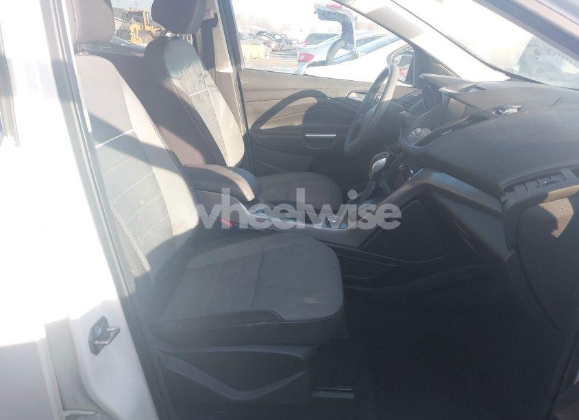 Photo 5 of 2015 Ford Escape SE (VIN 1FMCU0GX2FUC71269)