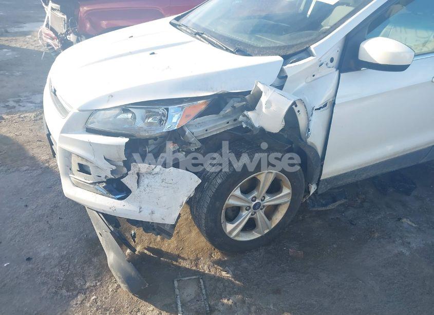 Photo 6 of 2015 Ford Escape SE (VIN 1FMCU0GX2FUC71269)