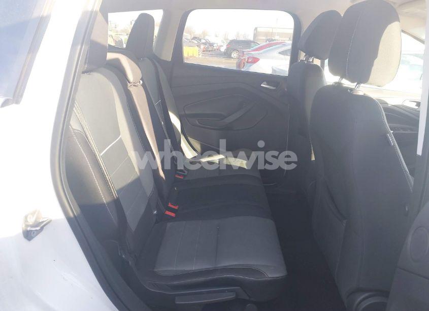 Photo 8 of 2015 Ford Escape SE (VIN 1FMCU0GX2FUC71269)