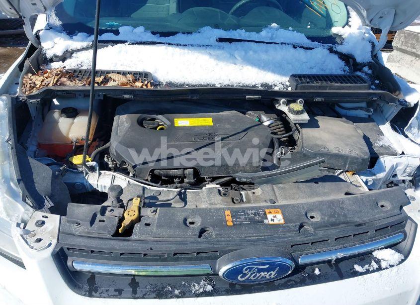 Photo 10 of 2015 Ford Escape SE (VIN 1FMCU0GX2FUC77542)