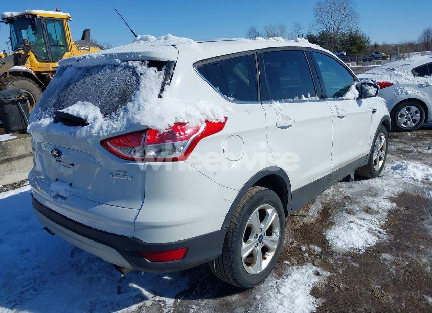Photo 4 of 2015 Ford Escape SE (VIN 1FMCU0GX2FUC77542)