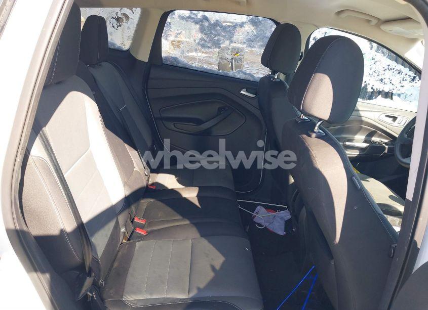 Photo 8 of 2015 Ford Escape SE (VIN 1FMCU0GX2FUC77542)