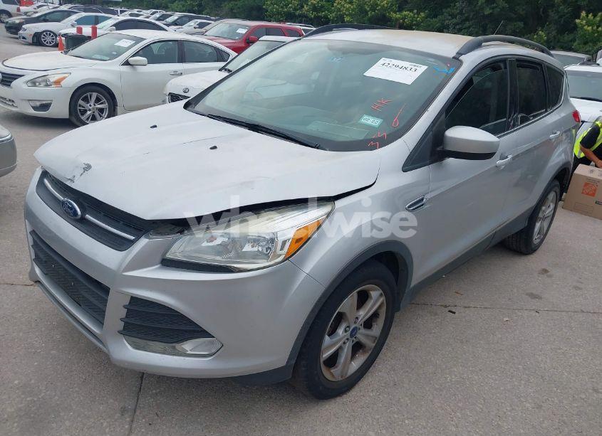 Photo 2 of 2016 Ford Escape SE (VIN 1FMCU0GX2GUA03405)