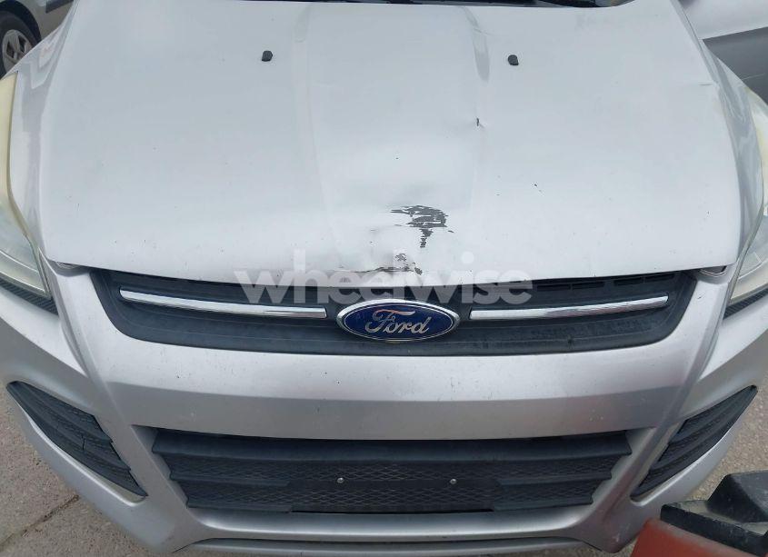 Photo 6 of 2016 Ford Escape SE (VIN 1FMCU0GX2GUA03405)