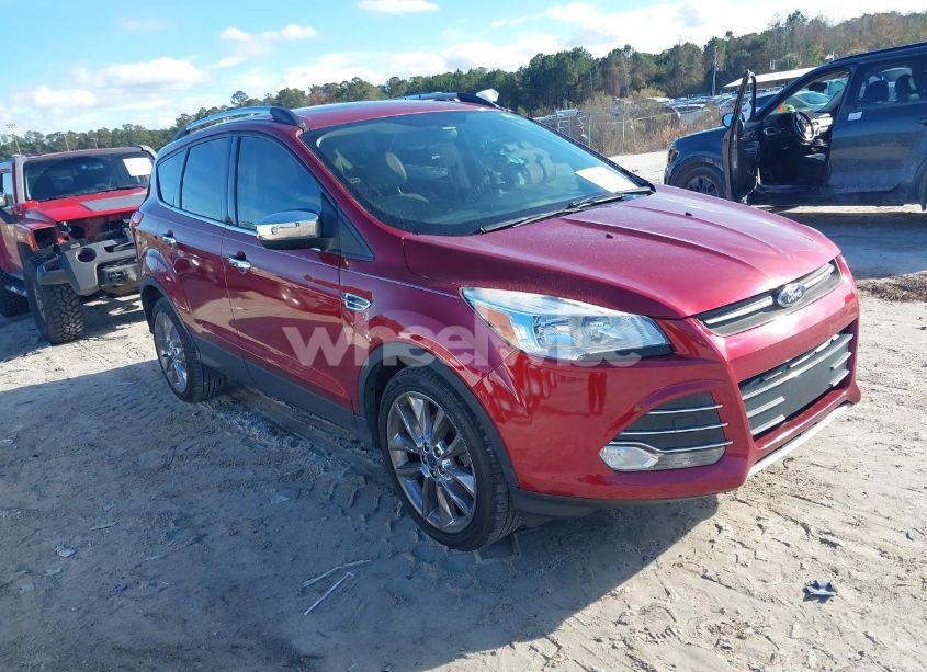 2016 Ford Escape SE (VIN 1FMCU0GX2GUB67012) main photo