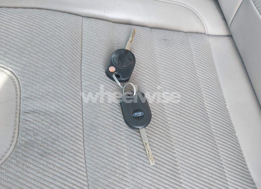 Photo 11 of 2016 Ford Escape SE (VIN 1FMCU0GX2GUB67012)