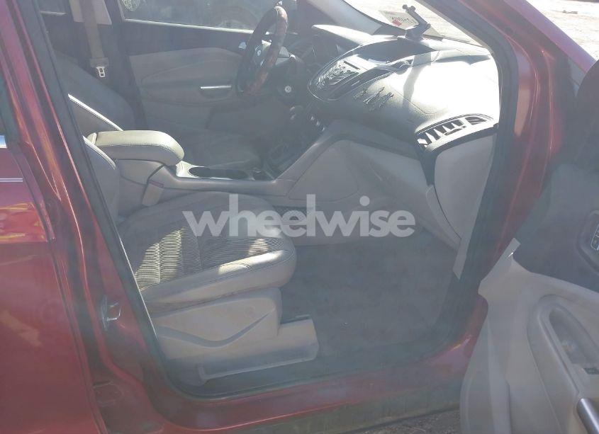 Photo 5 of 2016 Ford Escape SE (VIN 1FMCU0GX2GUB67012)