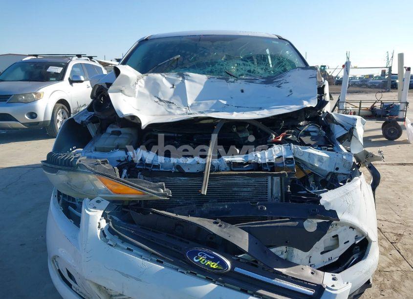 Photo 6 of 2016 Ford Escape SE (VIN 1FMCU0GX2GUB75000)