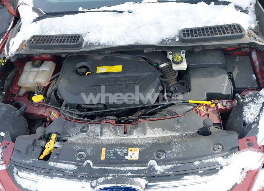 Photo 10 of 2016 Ford Escape SE (VIN 1FMCU0GX2GUB80892)