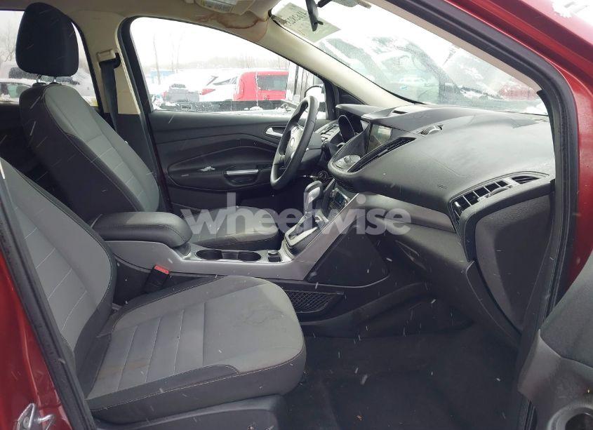 Photo 5 of 2016 Ford Escape SE (VIN 1FMCU0GX2GUB80892)