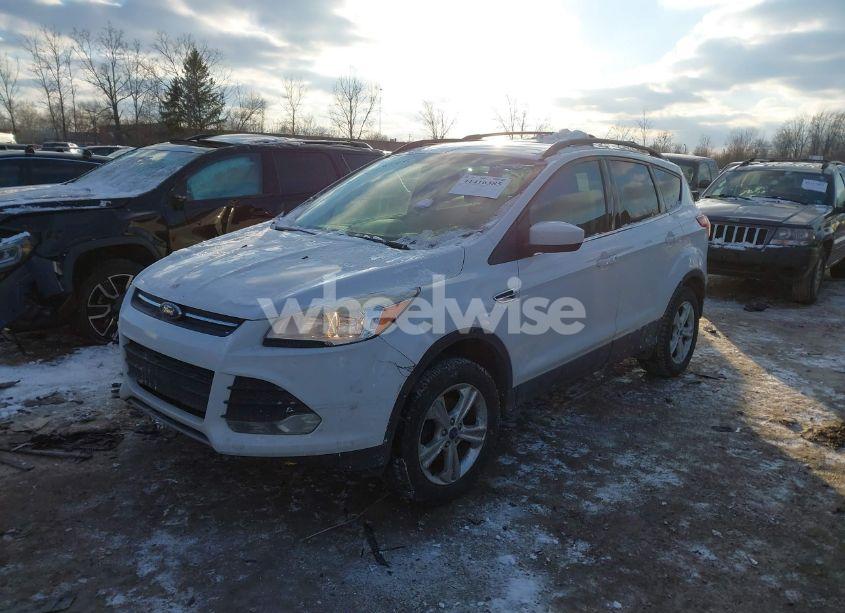Photo 2 of 2013 Ford Escape SE (VIN 1FMCU0GX3DUC95836)