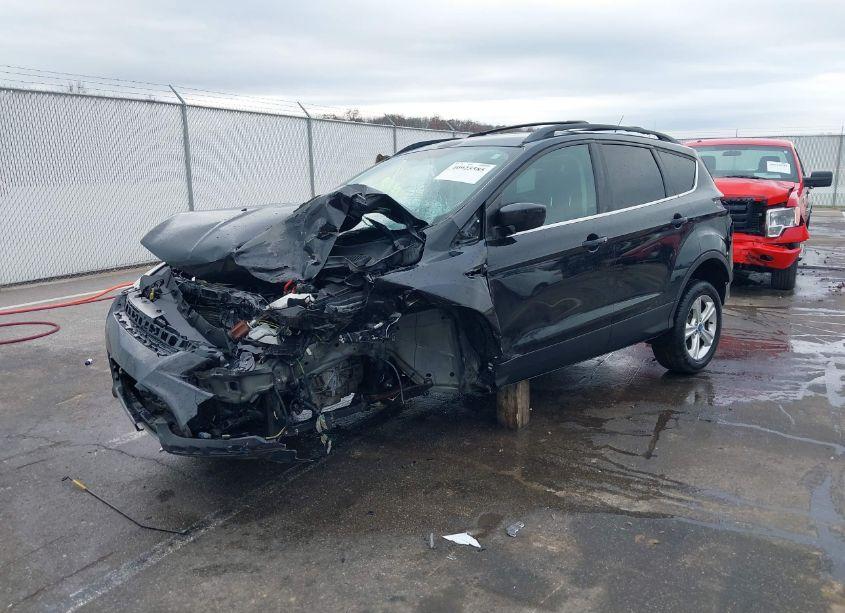 Photo 2 of 2014 Ford Escape SE (VIN 1FMCU0GX3EUB06880)