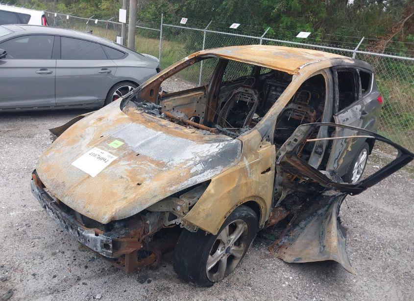 Photo 2 of 2014 Ford Escape SE (VIN 1FMCU0GX3EUB93275)