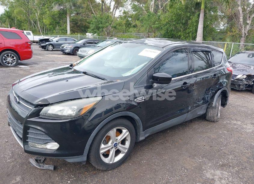 Photo 2 of 2014 Ford Escape SE (VIN 1FMCU0GX3EUC38084)