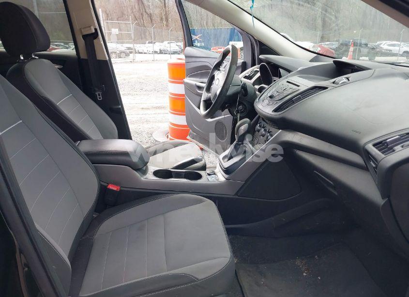 Photo 5 of 2014 Ford Escape SE (VIN 1FMCU0GX3EUC74597)