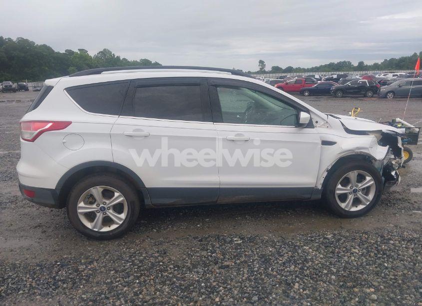 Photo 13 of 2014 Ford Escape SE (VIN 1FMCU0GX3EUC89794)