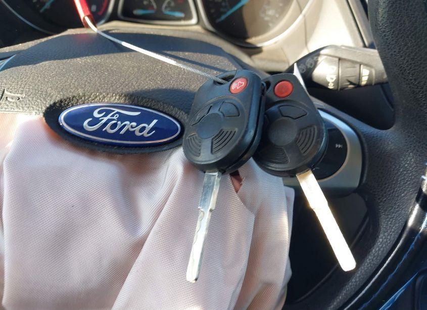 Photo 11 of 2014 Ford Escape SE (VIN 1FMCU0GX3EUC92677)