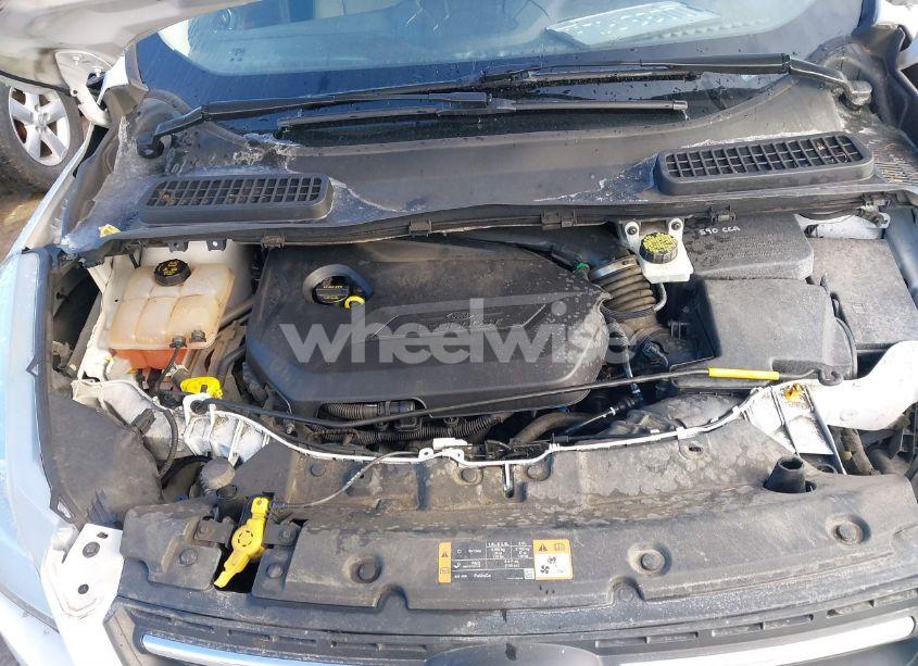 Photo 10 of 2015 Ford Escape SE (VIN 1FMCU0GX3FUA30689)