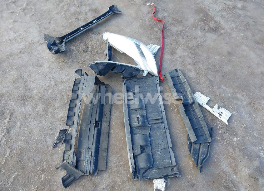 Photo 12 of 2015 Ford Escape SE (VIN 1FMCU0GX3FUA30689)