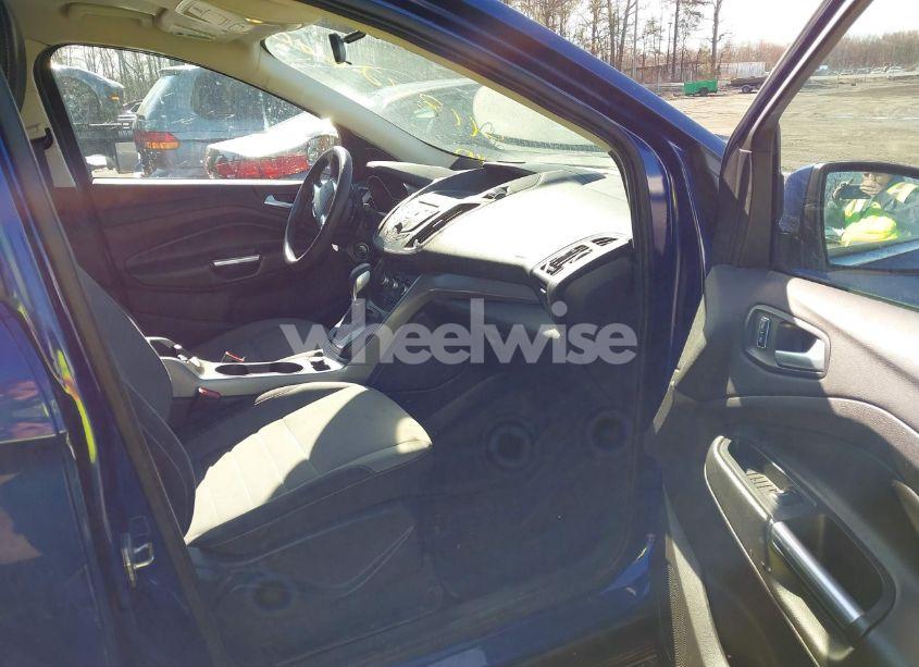 Photo 5 of 2015 Ford Escape SE (VIN 1FMCU0GX3FUA68262)