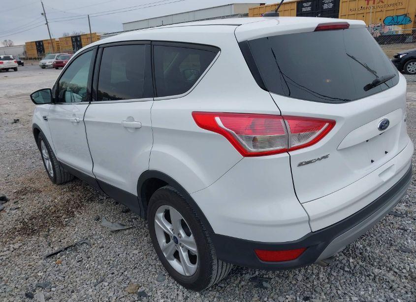 Photo 3 of 2015 Ford Escape SE (VIN 1FMCU0GX3FUB33840)