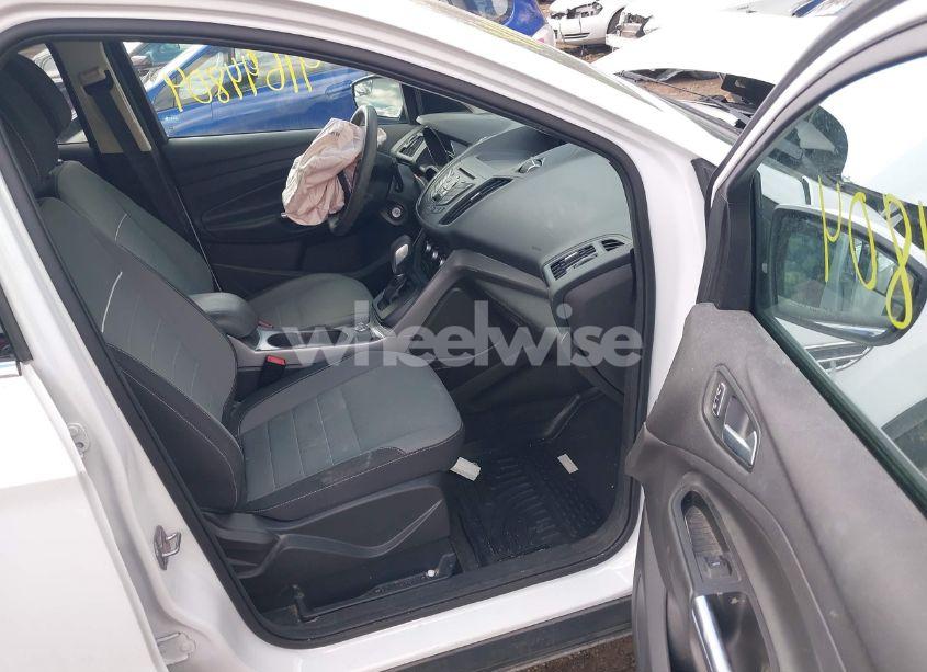 Photo 5 of 2015 Ford Escape SE (VIN 1FMCU0GX3FUB59094)