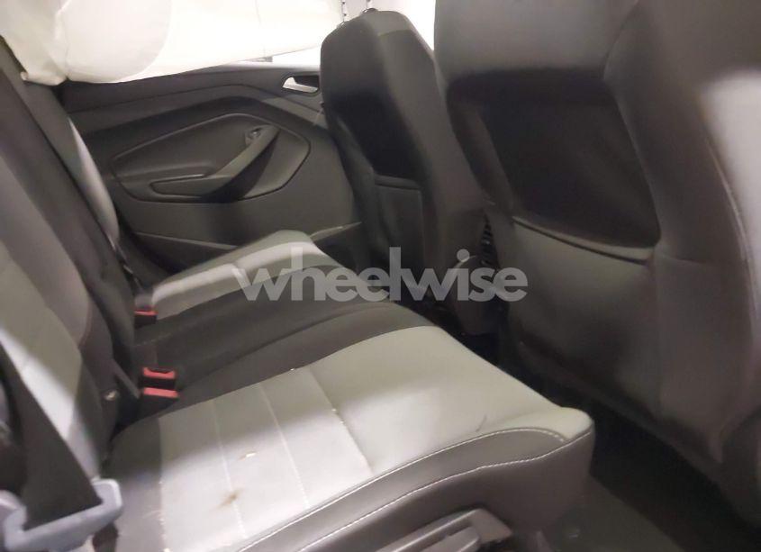 Photo 8 of 2015 Ford Escape SE (VIN 1FMCU0GX3FUC58742)