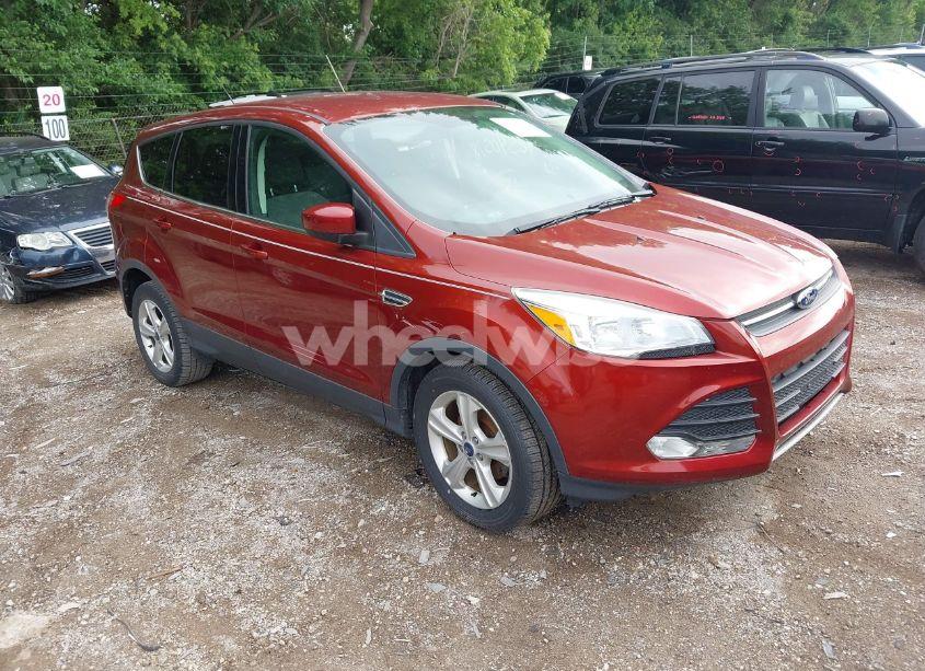 2015 Ford Escape SE (VIN 1FMCU0GX3FUC60393) main photo
