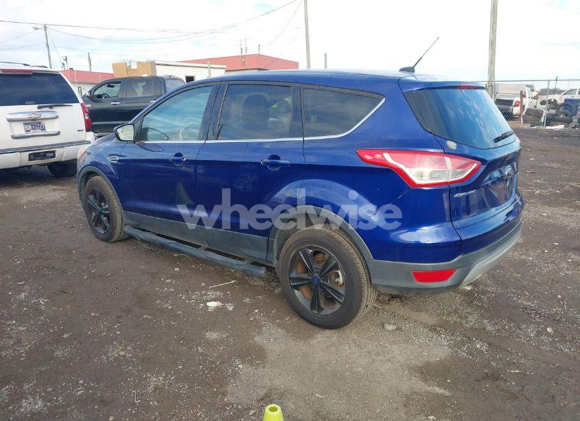 Photo 3 of 2015 Ford Escape SE (VIN 1FMCU0GX3FUC61477)