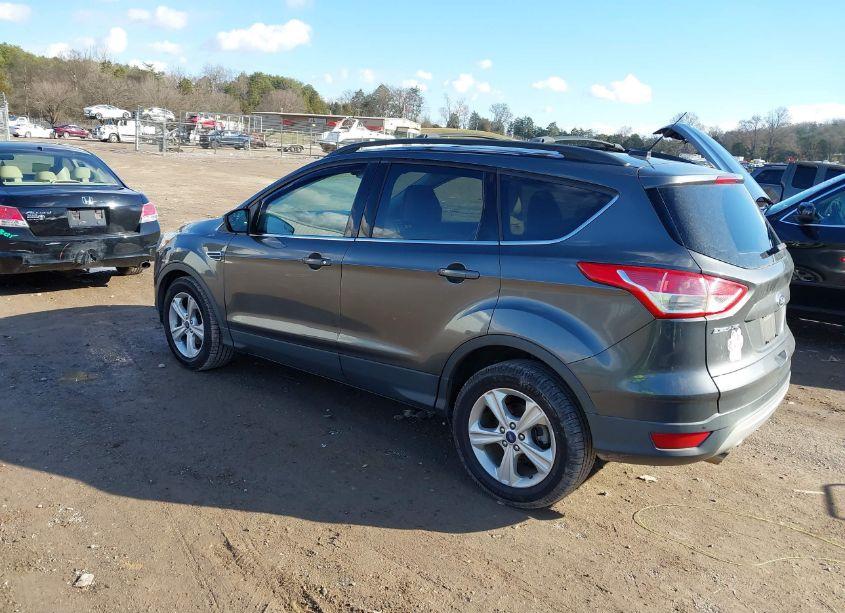 Photo 3 of 2015 Ford Escape SE (VIN 1FMCU0GX3FUC73922)