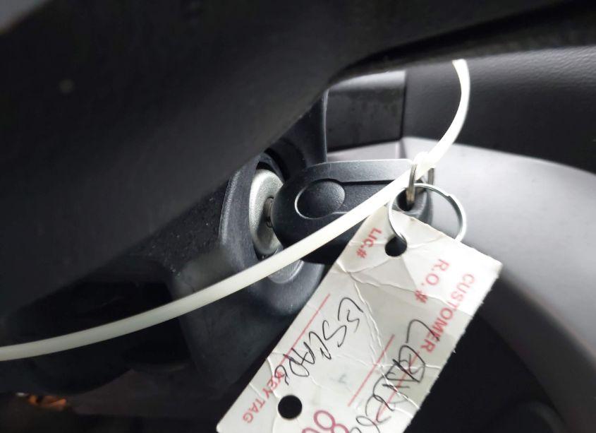 Photo 11 of 2016 Ford Escape SE (VIN 1FMCU0GX3GUB30180)