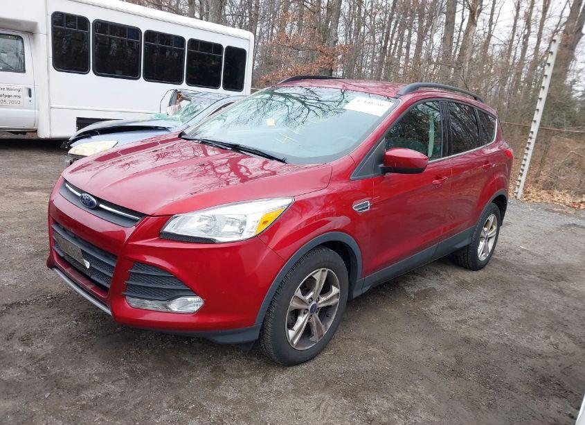 Photo 2 of 2016 Ford Escape SE (VIN 1FMCU0GX3GUB30180)