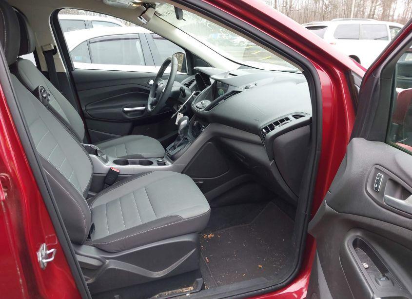 Photo 5 of 2016 Ford Escape SE (VIN 1FMCU0GX3GUB30180)