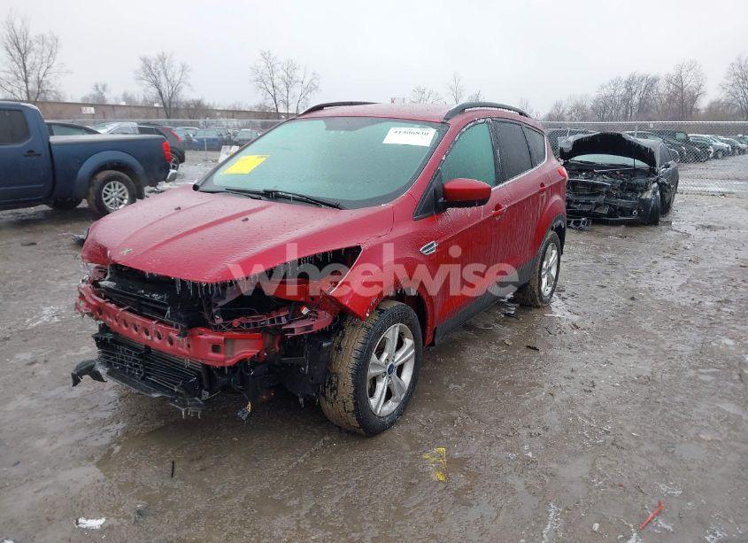 Photo 2 of 2016 Ford Escape SE (VIN 1FMCU0GX3GUB94655)