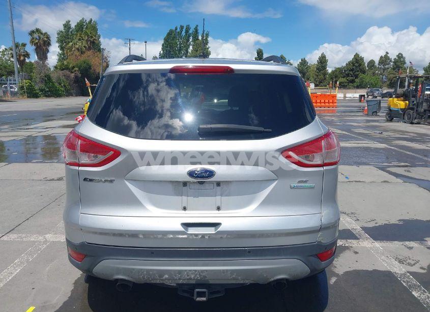 Photo 16 of 2016 Ford Escape SE (VIN 1FMCU0GX3GUC30165)