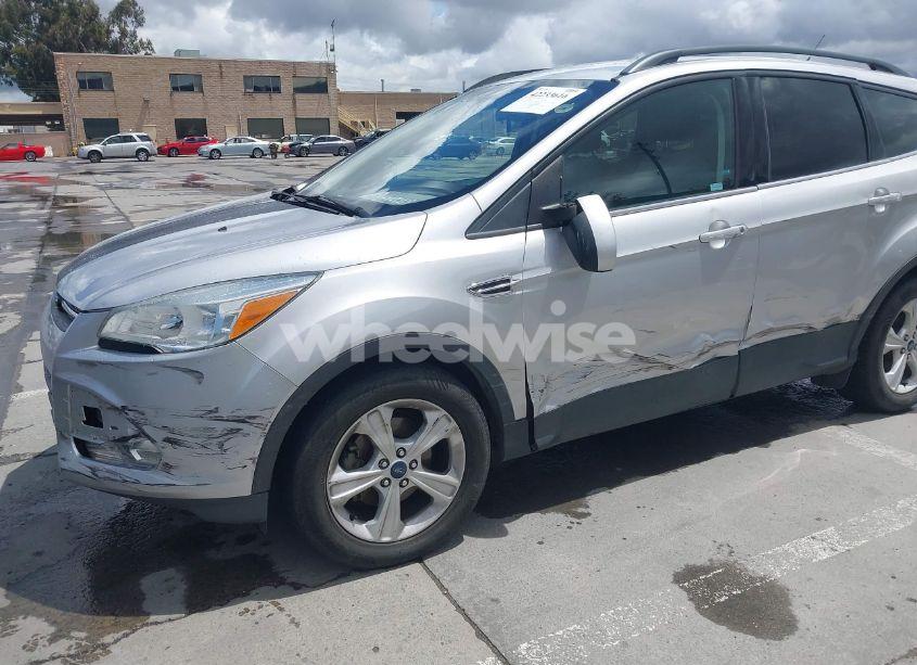 Photo 6 of 2016 Ford Escape SE (VIN 1FMCU0GX3GUC30165)