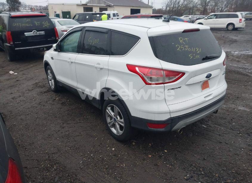 Photo 3 of 2013 Ford Escape SE (VIN 1FMCU0GX4DUB25324)